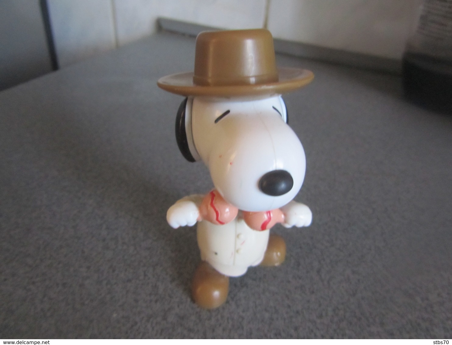 CE38  Figurine, Snoopy, 9 Cm - Snoopy