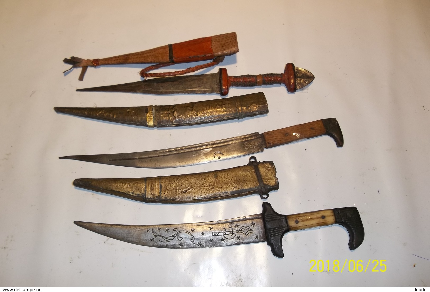 LOT De 3 DAGUES - Knives/Swords