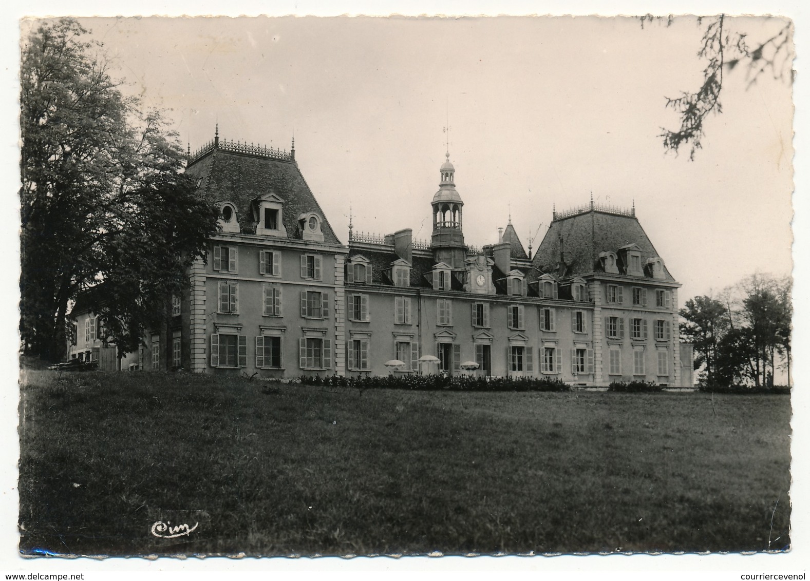 CPSM - St-JEAN-LE-PRICHE (Saône Et Loire) - Hôtel Restaurant "Chateau St Jean" - Autres & Non Classés