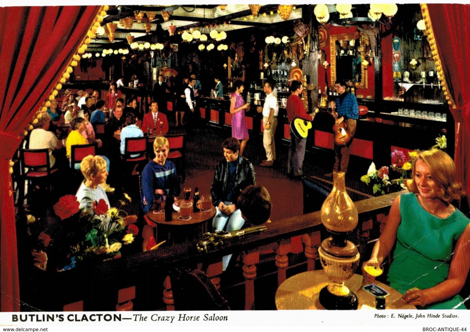 CPA N°21778 - BUTLIN'S CLACTON - THE CRAZY HORSE SALOON - Clacton On Sea