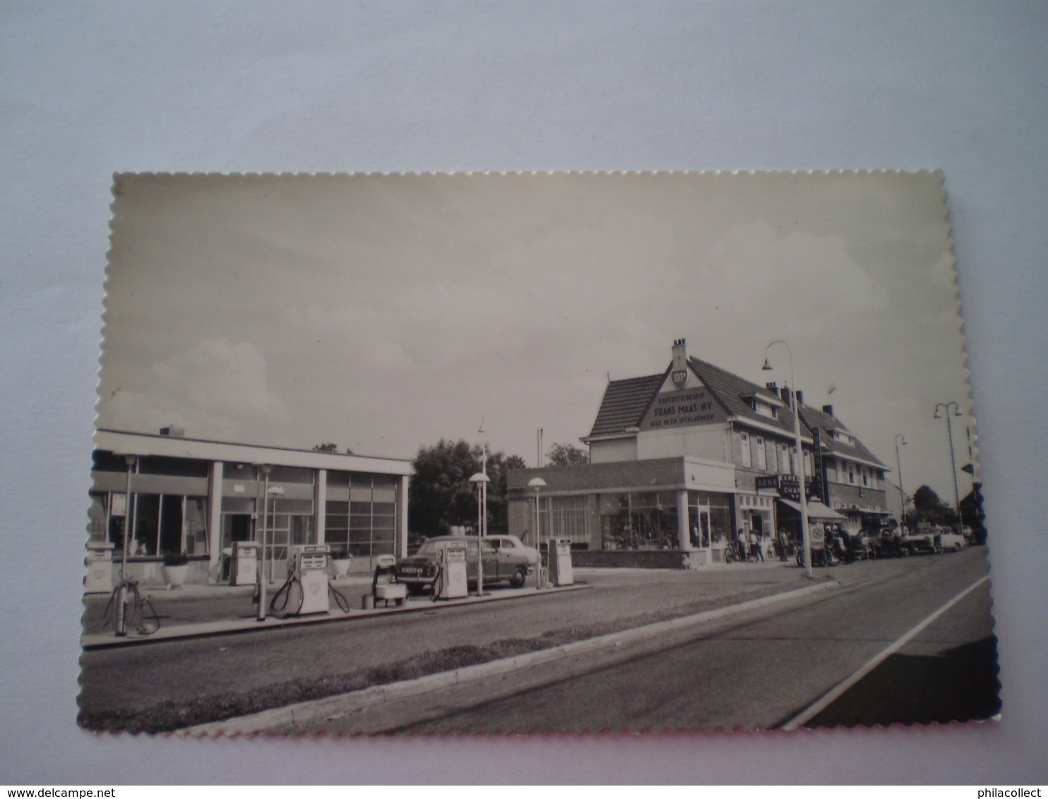 Locht (Kerkrade)? Tankstation A.Kleinen - BP Benzine Pomp - (automobile) - Expeditie Bedrijf Frans Maas N.V.  19?? - Kerkrade