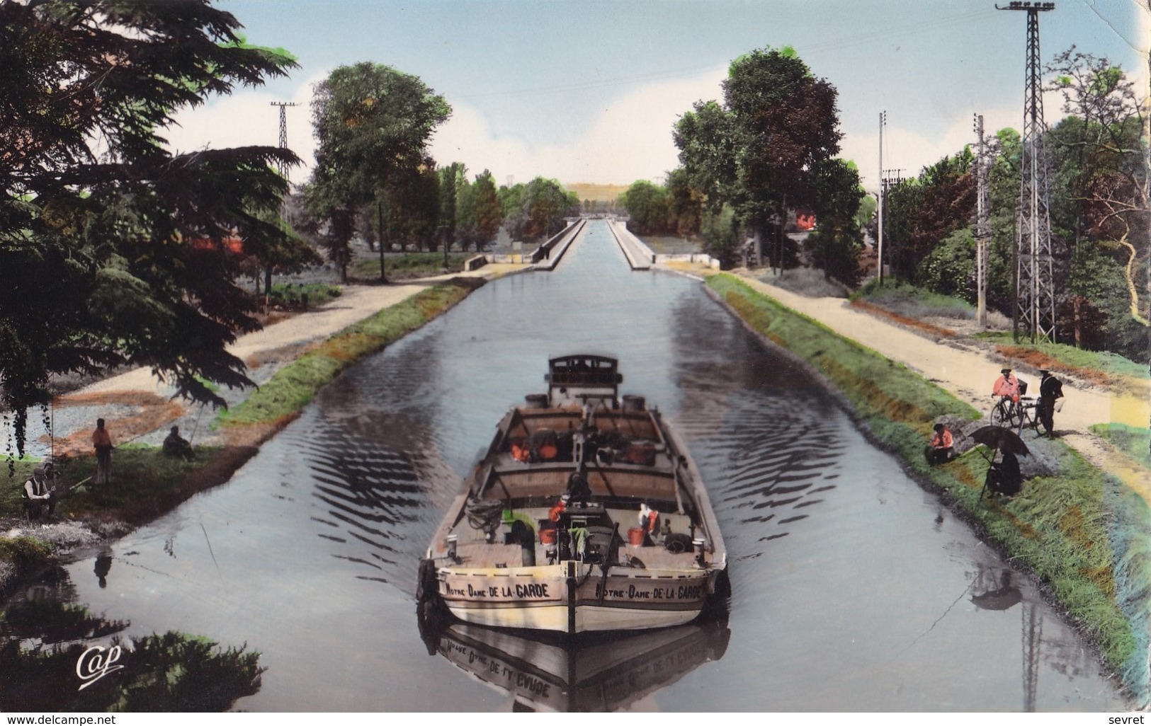 AGEN. - Le Pont-Canal. Péniche 1er Plan. Cpsm 9x14 - Agen