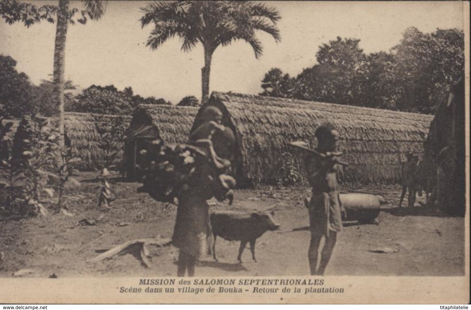 CPA Mission Des Salomon Septentrionales Scène Dans Un Village De Bouka Retour De La Plantation YT 415 CAD Lyon RP 1942 - Solomon Islands