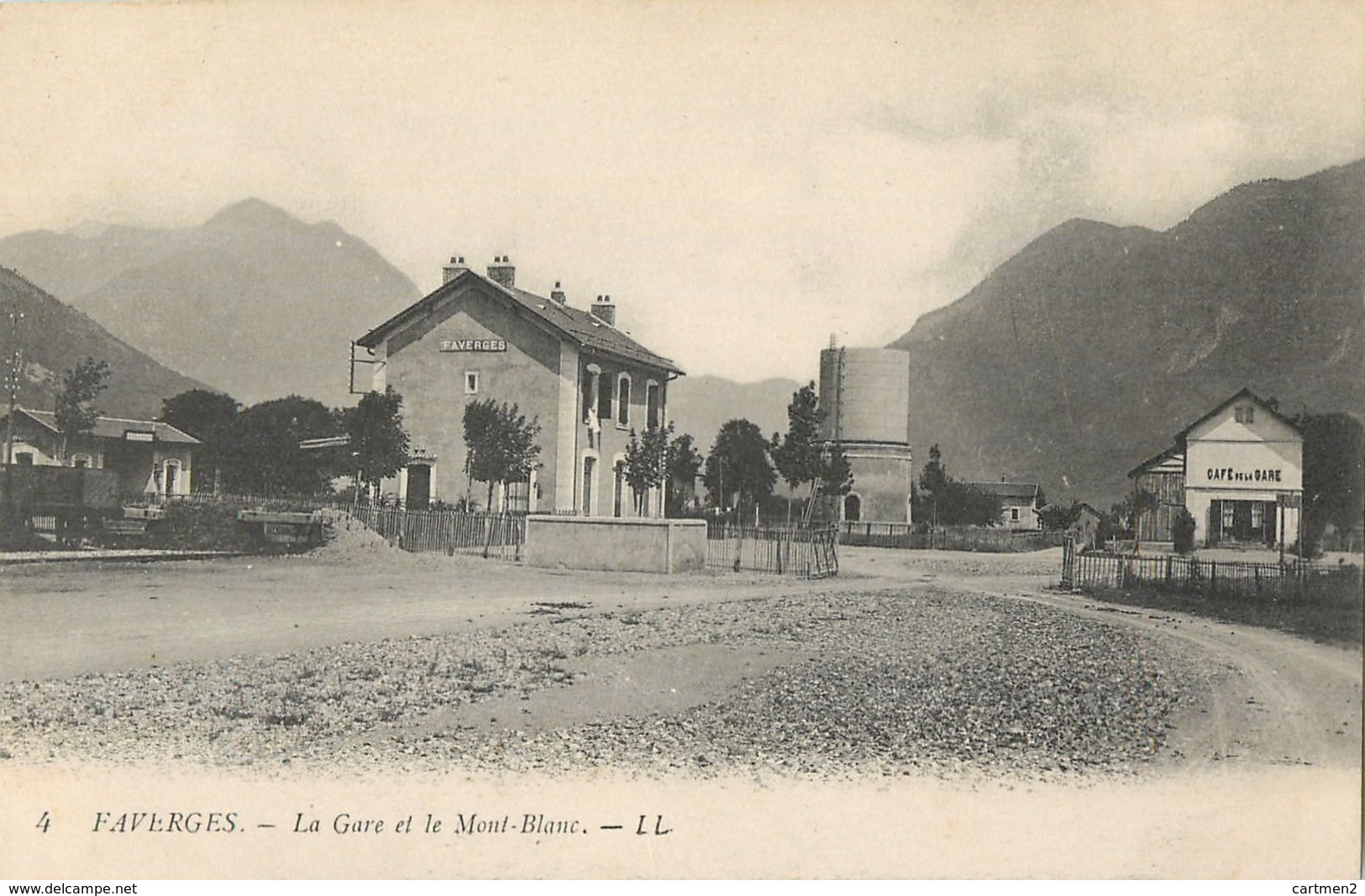 FAVERGES LA GARE ET LE MONT BLANC 74 - Faverges