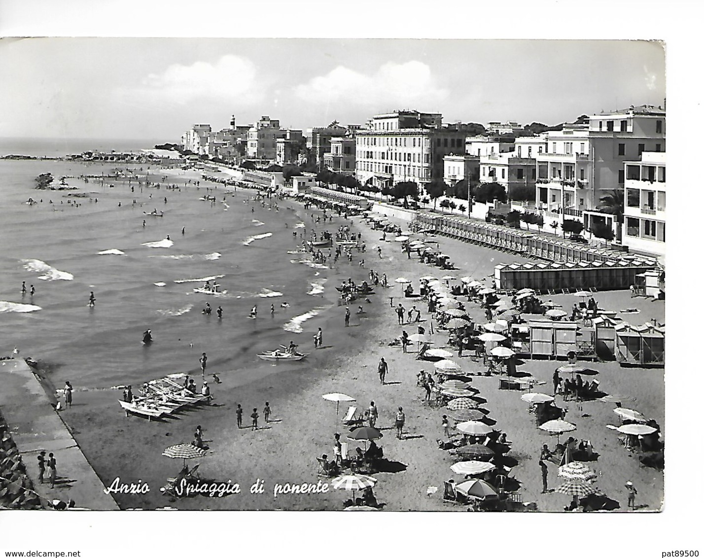 ITALIE / ANZIO : SPIAGGIA DI PONENTE - Plage De L'ouest / CPSM N° 47245  N/Banc Grand Format Voyagée 1962 /1 Coin Plié ! - Altri & Non Classificati