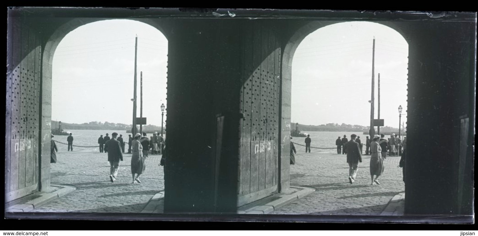 Lot de 14 plaques de verre stéréo négatives Saint Malo bateaux voiliers MEZ1 --  GF