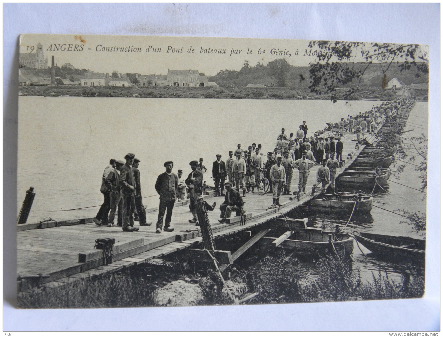 CPA (49) Maine Et Loire -  ANGERS - Construction D'un Pont De Bâteaux Par Le 6è Génie à Montjean - Angers