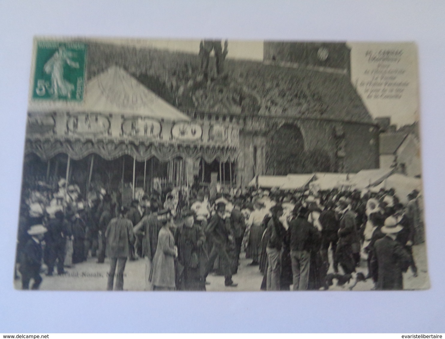 CARNAC : Place De L'hôtel De Ville ,le Porche De L'église ,le Jour De La Fête De Saint- Corneille, N°15 - Carnac