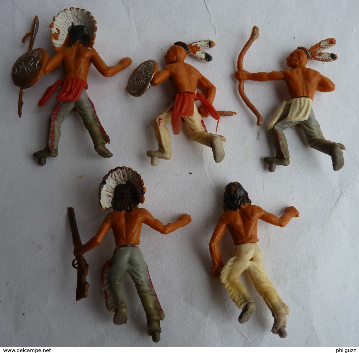 MARQUE INCONNUE - SOLDATS Figurines 5 INDIENS LOT DE 5 FIGURINES Manque Les Socles - Army