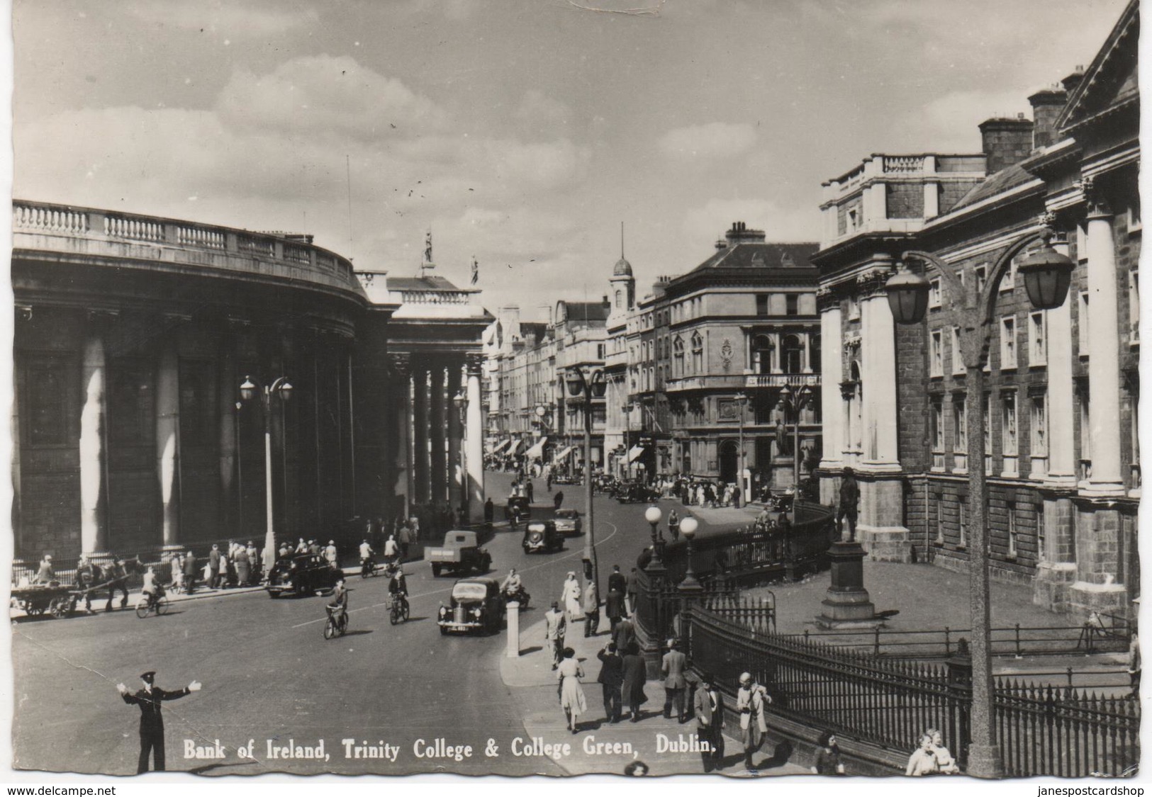 BANK OF IRELAND - TRINITY COLLEGE & COLLEGE GREEN - DUBLIN  - IRELAND - Dublin