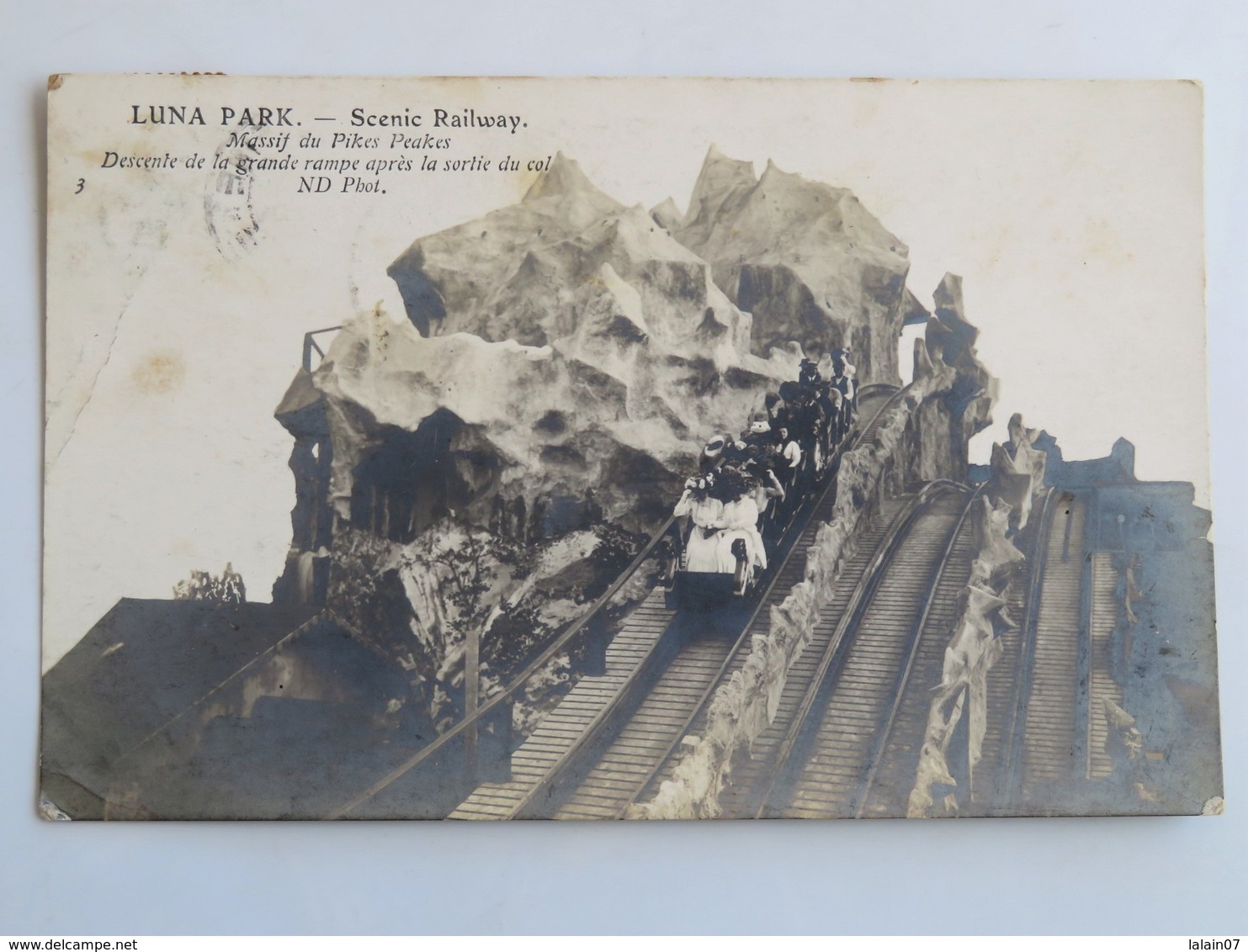 C.P.A. 86 PARIS :LUNA PARK, Scenic Railway , Animé, Timbre En 1909 - Autres & Non Classés