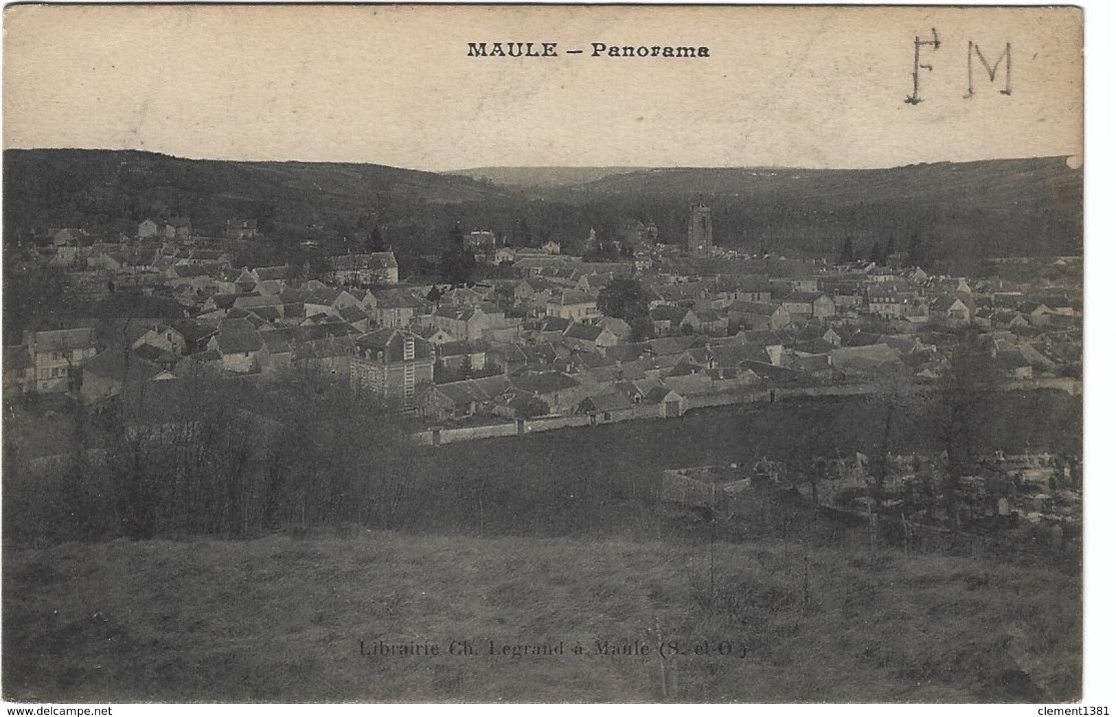 Maule Panorama Circulee En 1917 En Franchise Militaire - Maule