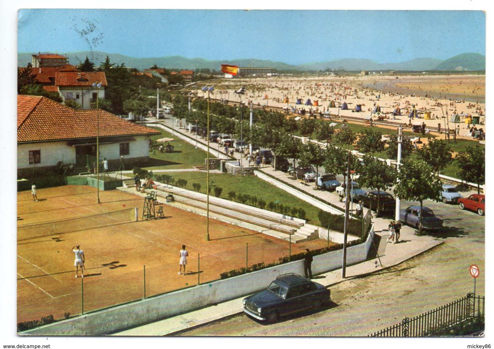 Espagne --- LAREDO --1965--Tennis Club  Et La Plage ( Petite Animation Et Voiture Peugeot  403 ) - Cantabria (Santander)