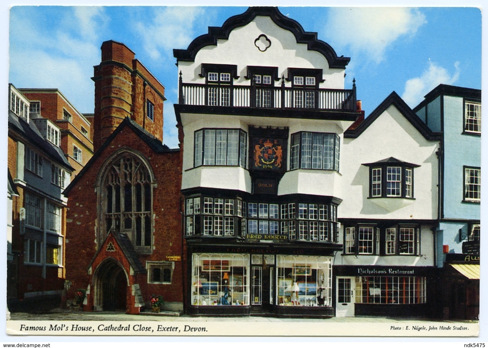 EXETER : FAMOUS MOL'S HOUSE, CATHEDRAL CLOSE (JOHN HINDE) (10 X 15cms Approx.) - Exeter