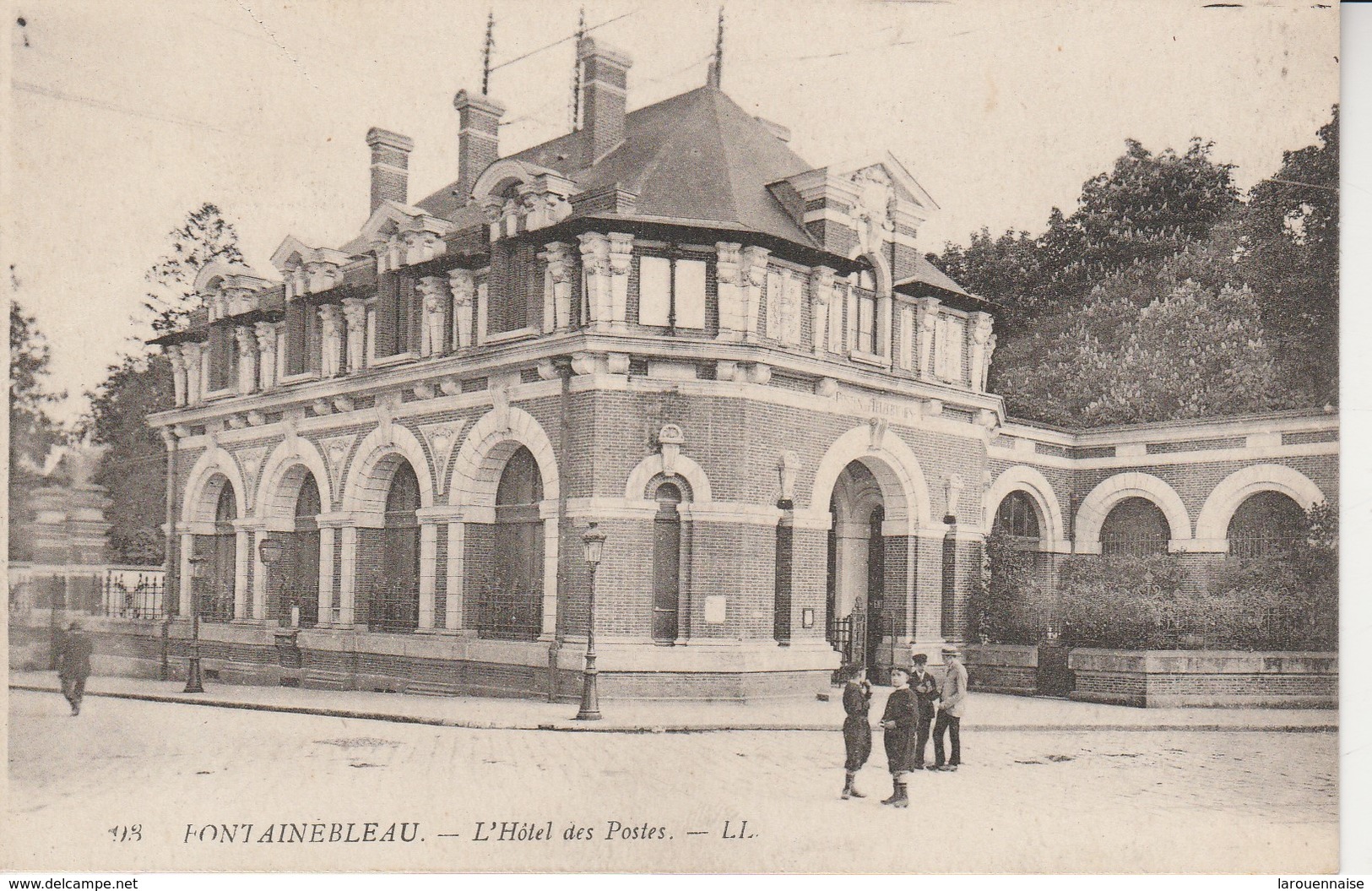 77 - FONTAINEBLEAU - L' Hôtel Des Postes - Fontainebleau