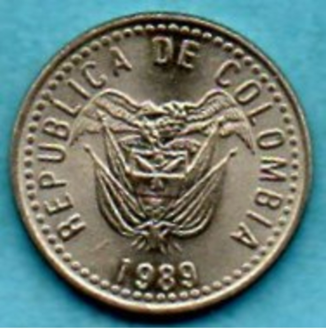 (r65)  COLOMBIE / COLOMBIA  10 Pesos 1989  Km#281;1 - Colombie