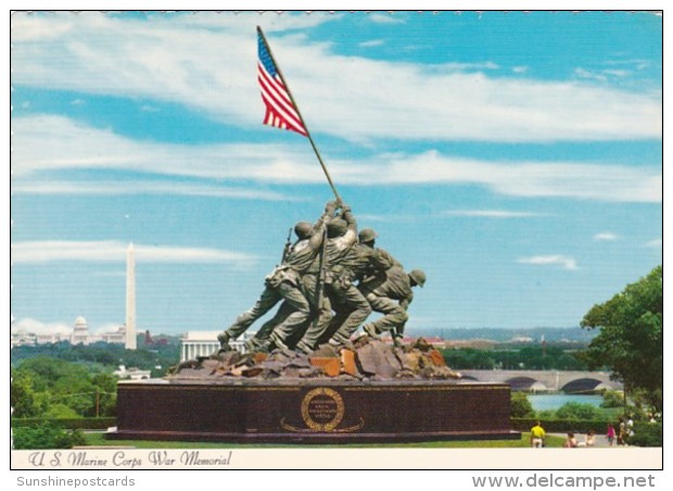 Virginia Arlington U S Marine Corps War Memorial - Arlington