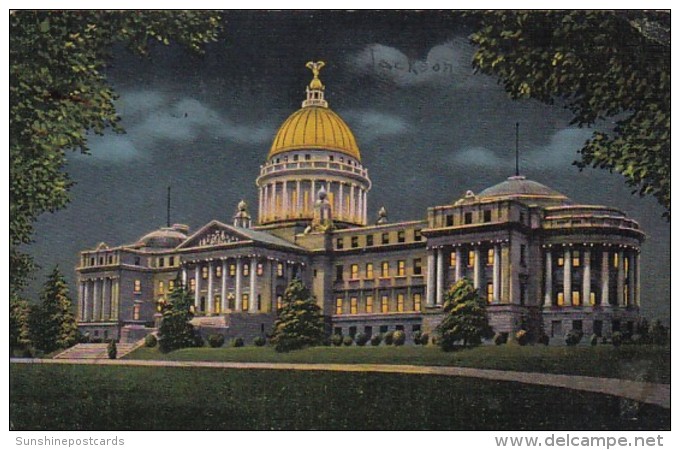 Mississippi Jackson State Capitol Building At Night - Jackson