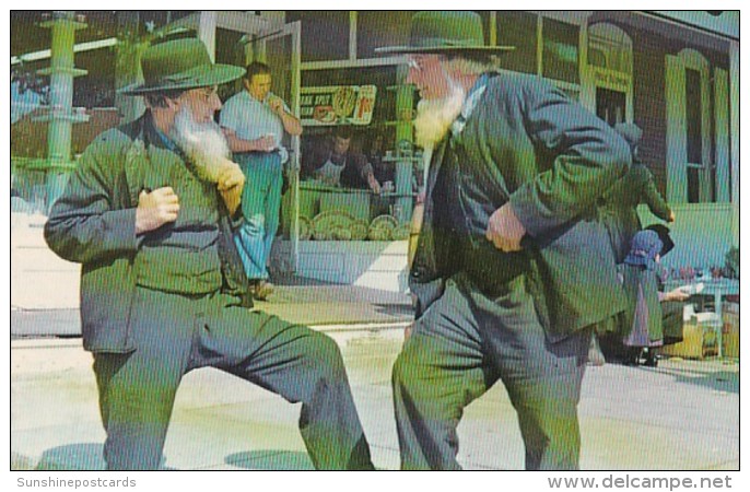 Pennsylvania Greetings From The Amish Country Two Amish Gentlemen In Conversation - Lancaster