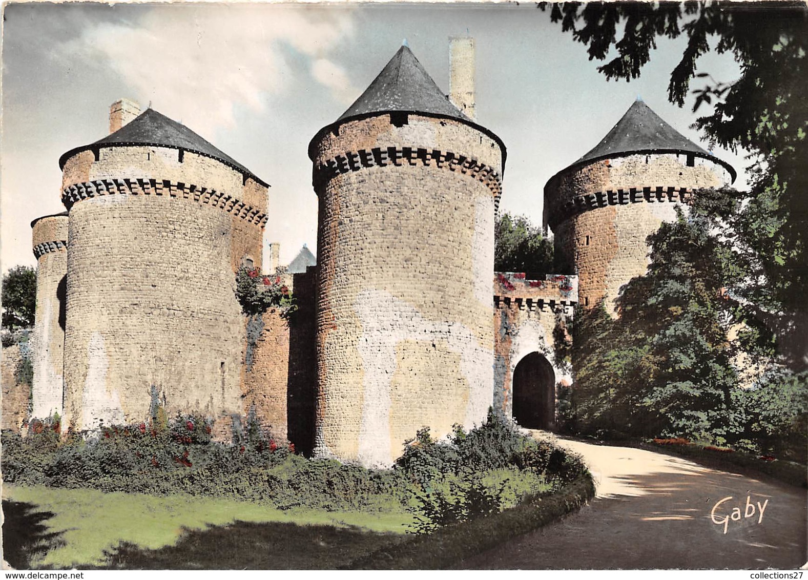 53-LASSAY- LE CHATEAU XIe S - Lassay Les Chateaux