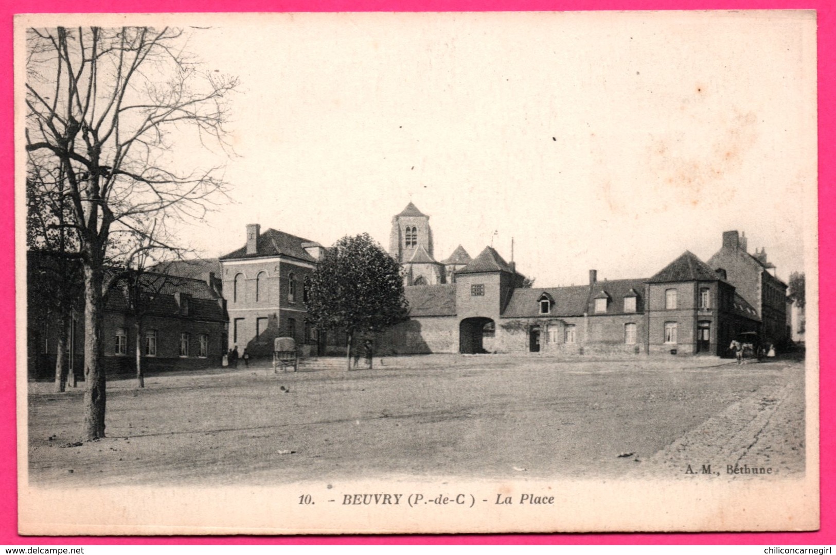 Beuvry - La Place - Calèche - Animée - Edit. A. M. Béthune - Beuvry