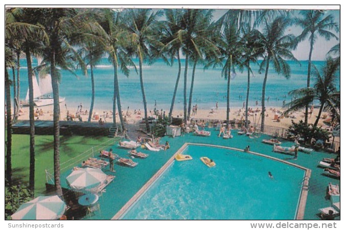 Hawaii Waikiki Beach Outrigger Hotel Swimming Pool 1974 - Oahu