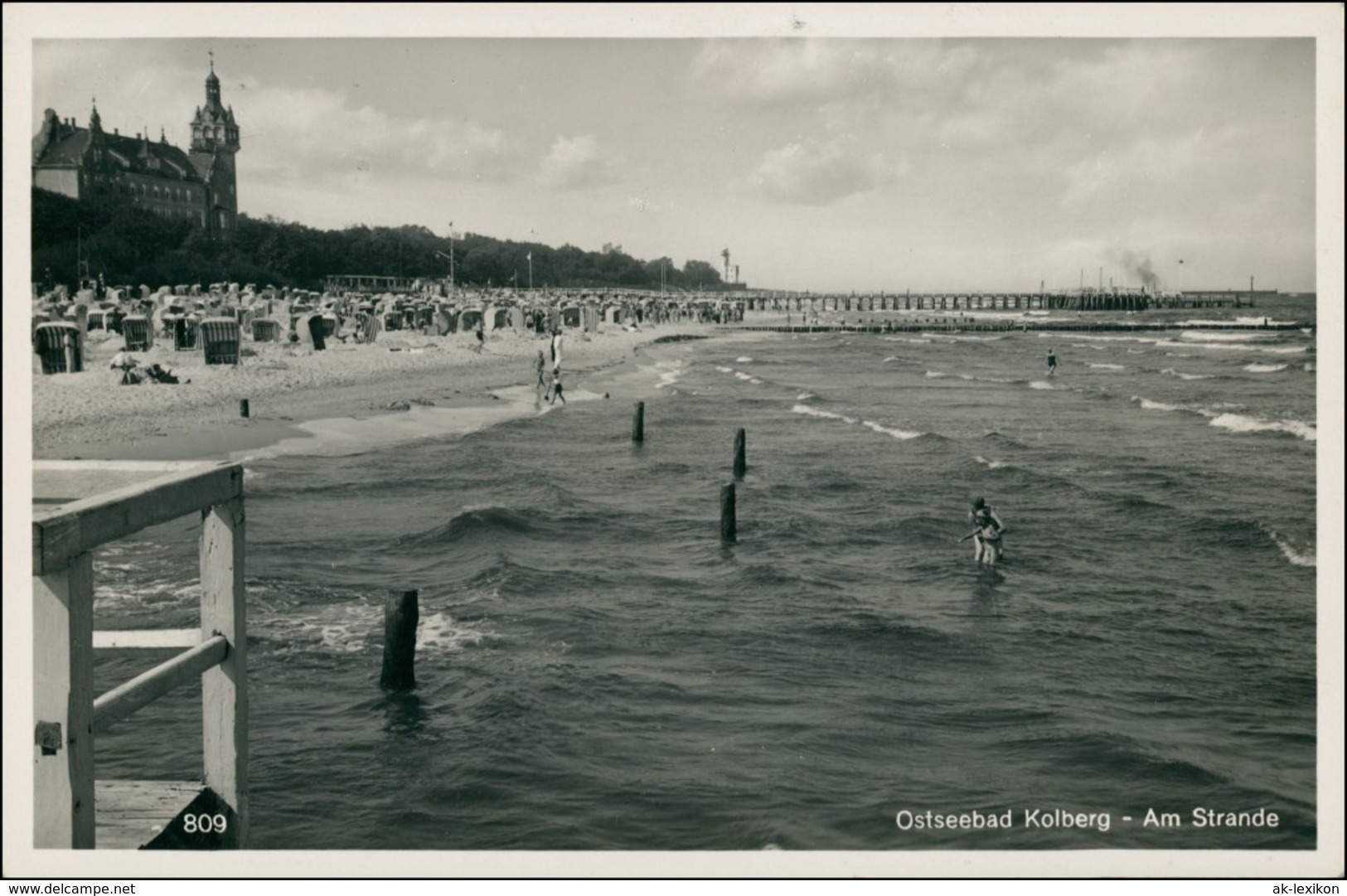 Postcard Kolberg Kołobrzeg Strand Kurhaus Strandschloß 1938 - Pommern