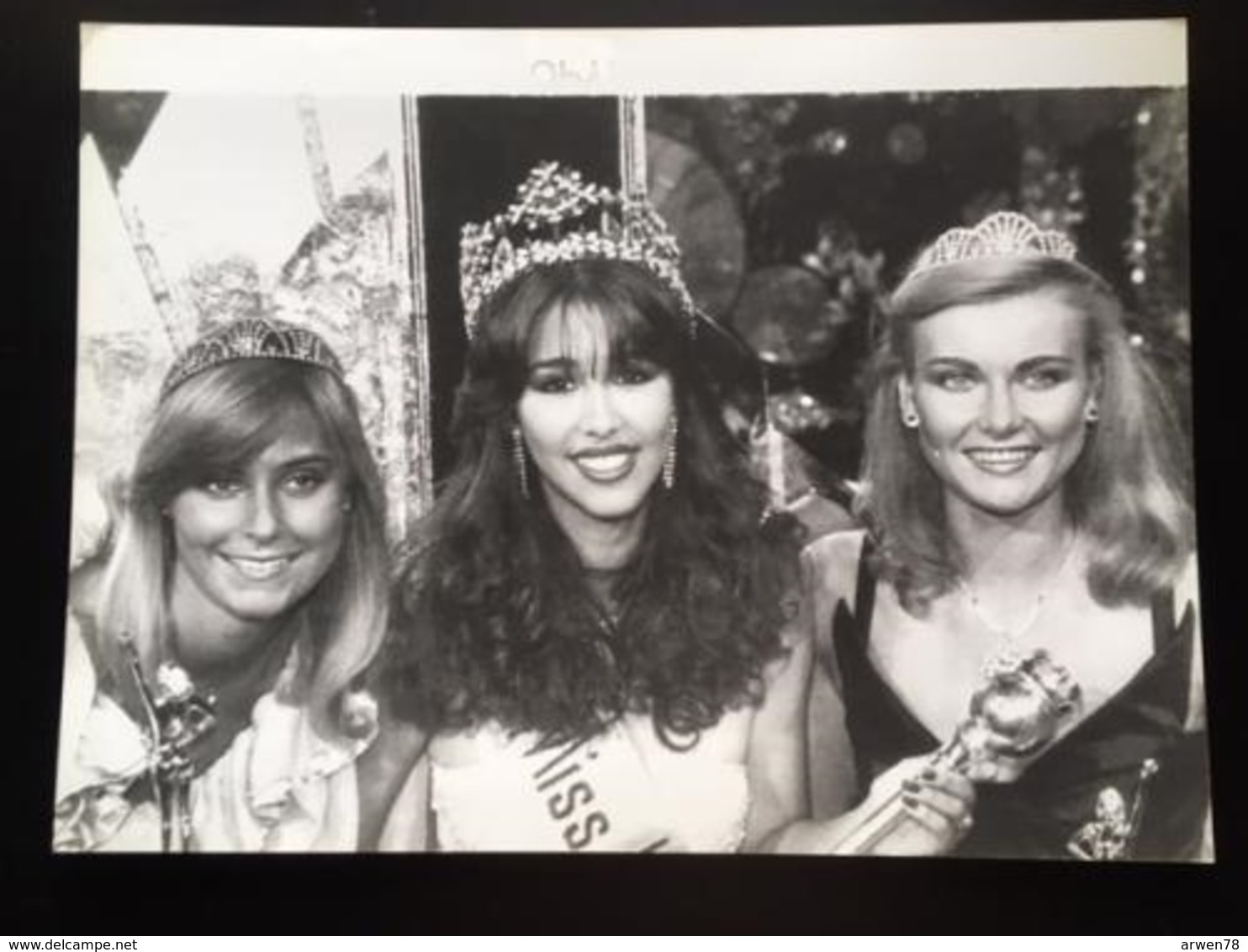 Photo A F P Miss Monde Londres 1982 Miss Republique Dominicaine & Miss Finlande Grande Bretagne - Pin-up
