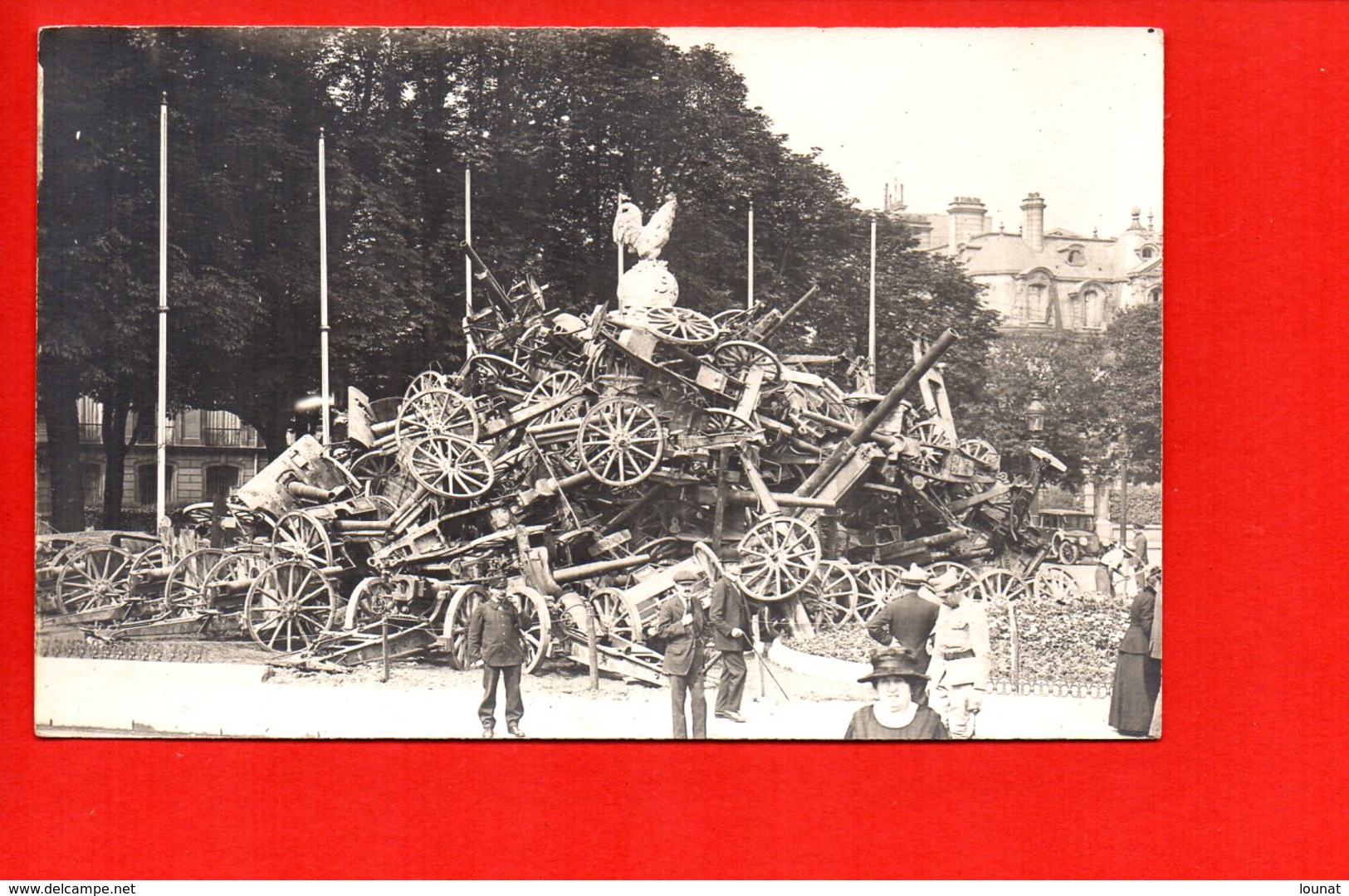 Apothéose De La Victoire - 14 Juillet 1919 - Le Coq Gaulois De 1914 Surmontant La Pyramide Des Canons Allemands - Betogingen