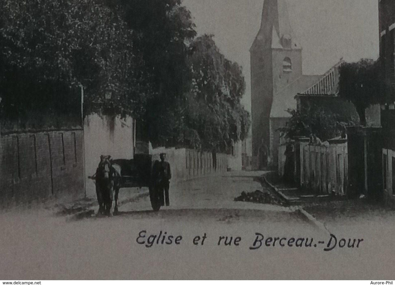 Dour Eglise Et Rue Du Berceau Avec Attelage - Dour