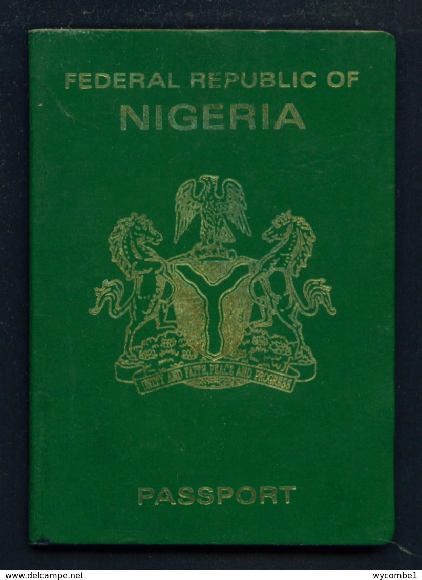 NIGERIA - Complete Expired Passport.  Good Cover. All Used Pages Scanned. - Historical Documents