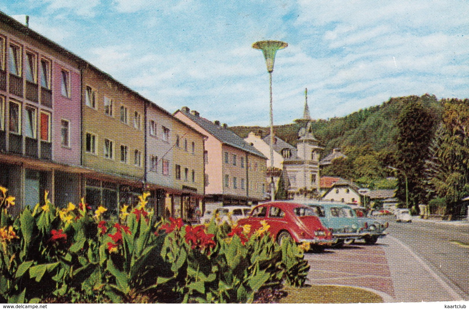 Spittal: VW 1200 KÄFER/COX, OPEL REKORD CARaVAN - Neuer Platz, Goldeckbahn, Schloß Porcia - (Millstättersee, Austria) - Toerisme