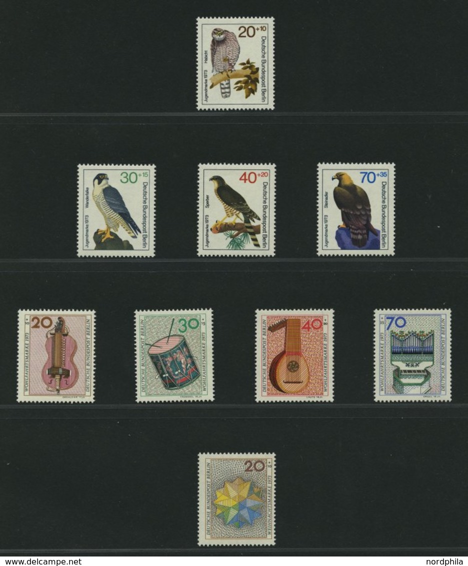 SAMMLUNGEN **, komplette postfrische Sammlung Berlin von 1955-90 in 2 Lindner Falzlosalben (Text ab anfang komplett), Pr