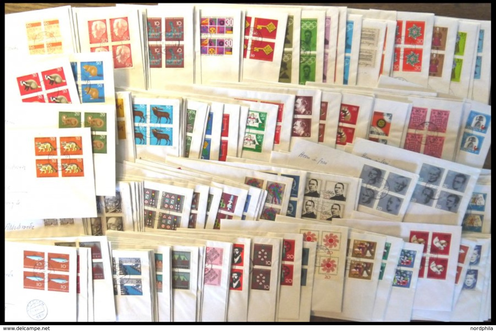 LOTS VB BRIEF, 143 Verschiedene Viererblocks Von 1964-68 Mit Zentrischen Stempeln Auf Sammlerbriefen, Pracht - Used Stamps