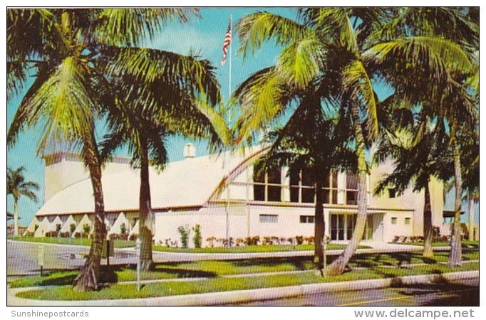 Florida Fort Myers New Exhibition Hall On Caloosahatchee River - Fort Myers