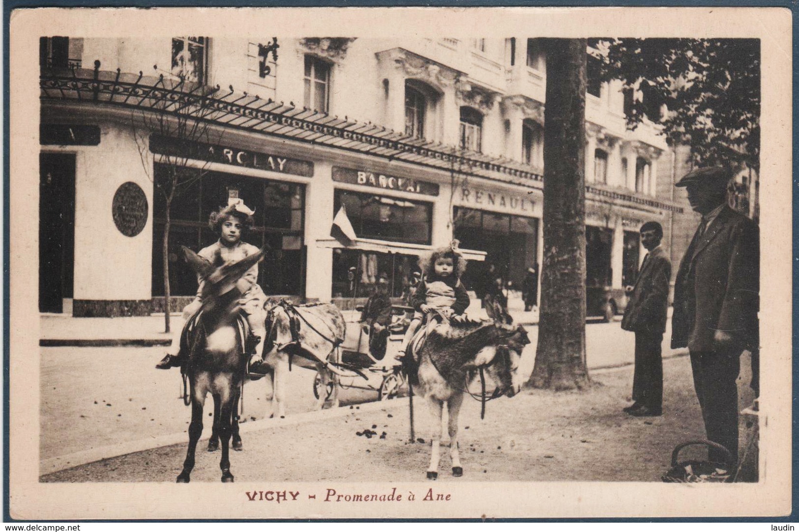 Lot 1 de 63 cartes postales France uniquement , tous les scans dans l'annonce