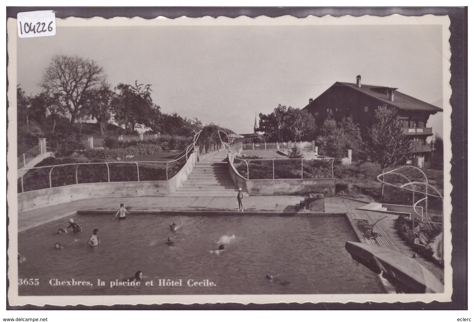 DISTRICT DE LAVAUX - CHEXBRES - LA PISCINE ET L'HOTEL CECIL - B ( LEGER PLI D'ANGLE ) - Chexbres