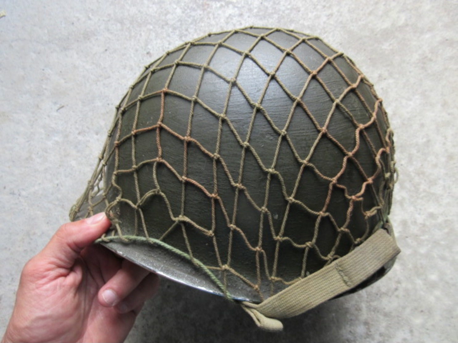 WWII CASQUE US AVEC INSIGNE ET MATRICULE - 1939-45