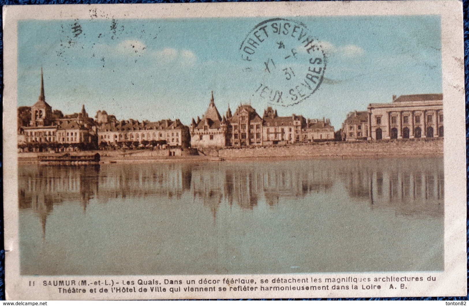 SAUMUR - Les Quais . - Saumur