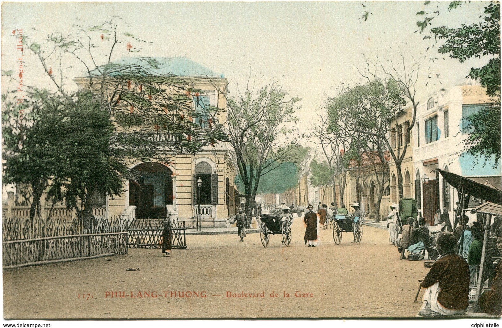 INDOCHINE CARTE POSTALE DU TONKIN -PHU-LANG-THUONG -BOULEVARD DE LA GARE - Lettres & Documents