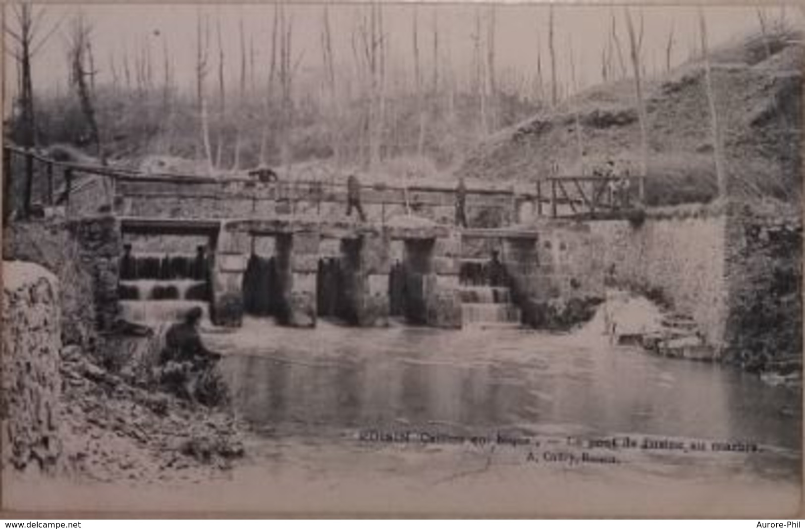 Roisin Le Pont De L'usine Au Marbre Animée Avec Pêcheurs - Honnelles