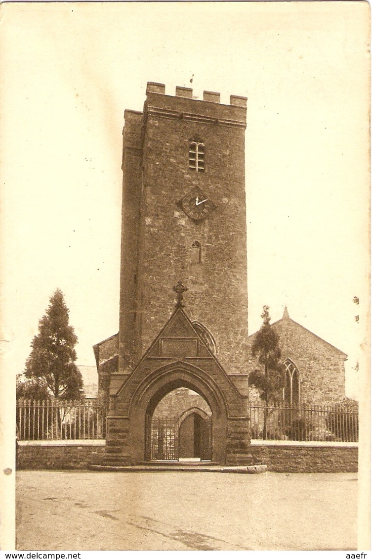 CPA Royaume-Uni 1935 - Carmarthen, St Peter Church - Wales - Carmarthenshire