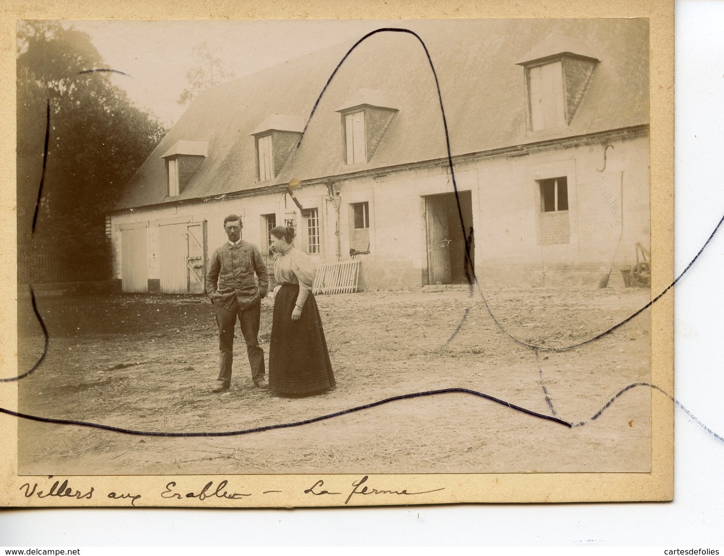 PHOTO ANIMÉE. SOMME . D80. Villers-aux-Érables . La Ferme . - Lieux