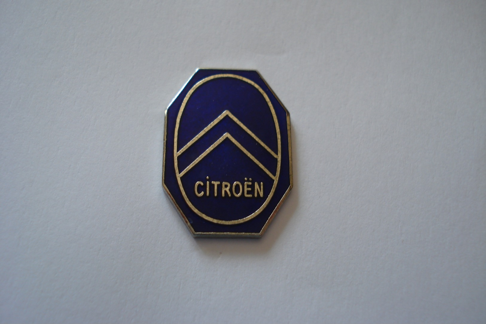 20180704-1899 AUTOMOBILE ANCIEN LOGO CITROEN - Citroën