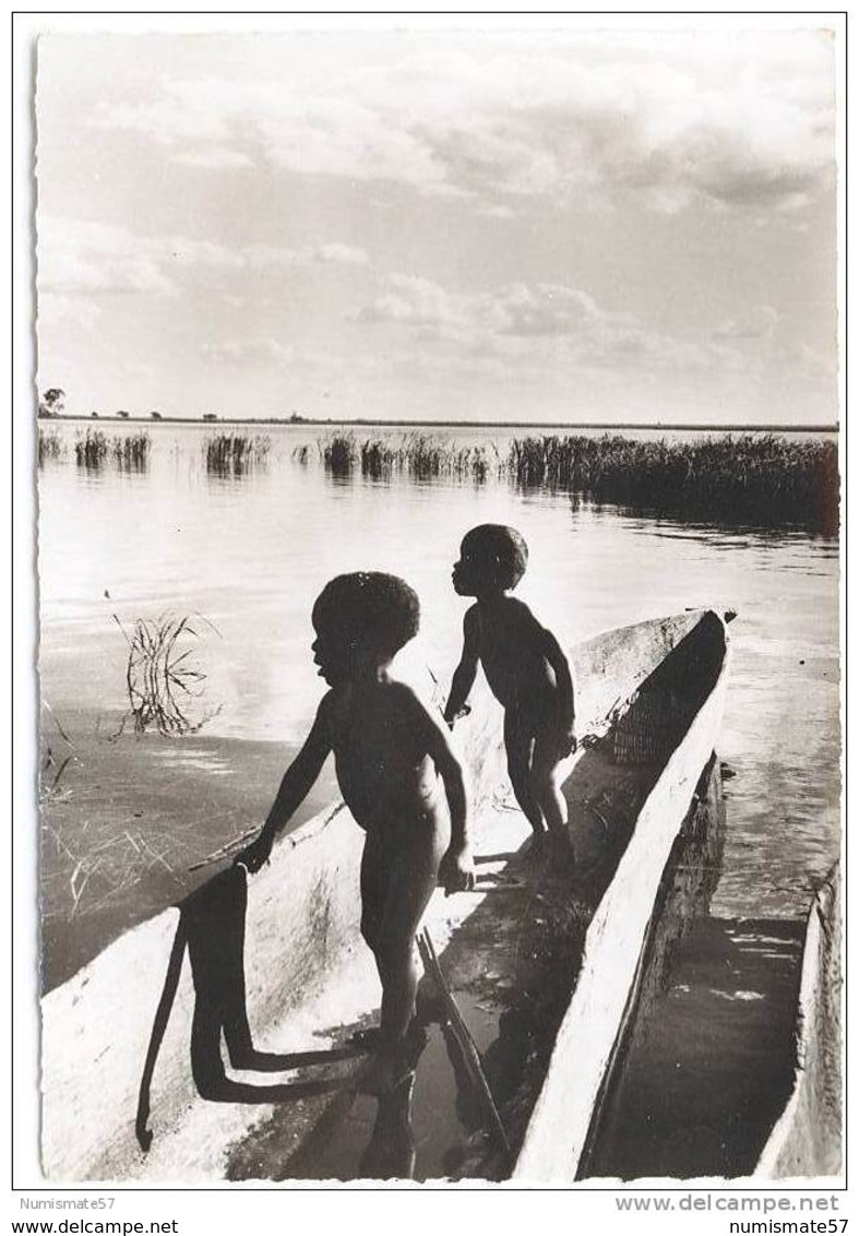 CPSM ZAMBEZE - Au Coucher Du Soleil à SENANGA - Enfants Dans Une Pirogue - Zambie