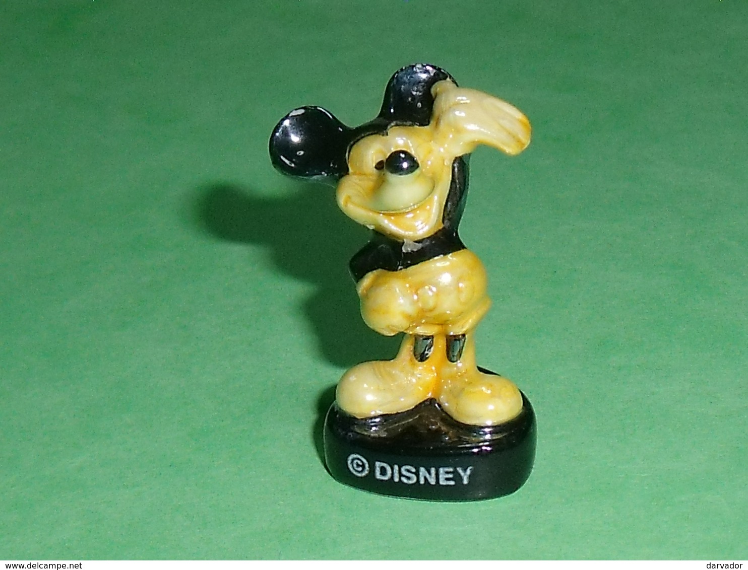 Fèves / Disney : Mickey  " Nacré "   T31 - Disney