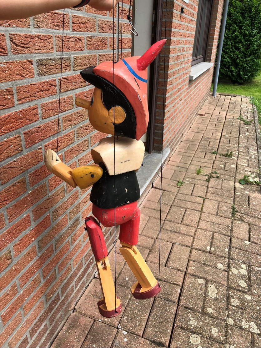 Pinocchio Marionnette En Bois Articulée De 90cm De Haut En état Parfait - Puppets