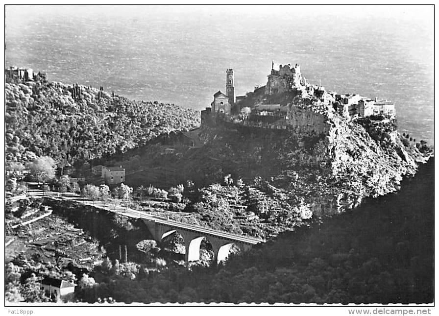 ** Lot de 11 cartes ** 06 - EZE ( cartes diversifiées toutes scannées ) CPSM noir blanc grand format - Alpes Maritimes