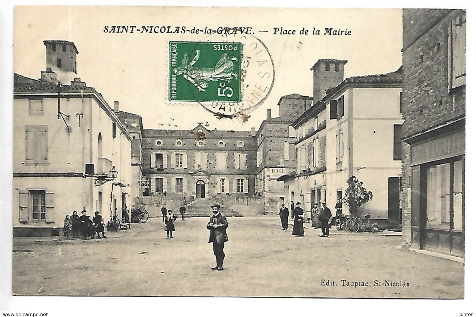 SAINT NICOLAS DE LA GRAVE - Place De La Mairie - Saint Nicolas De La Grave