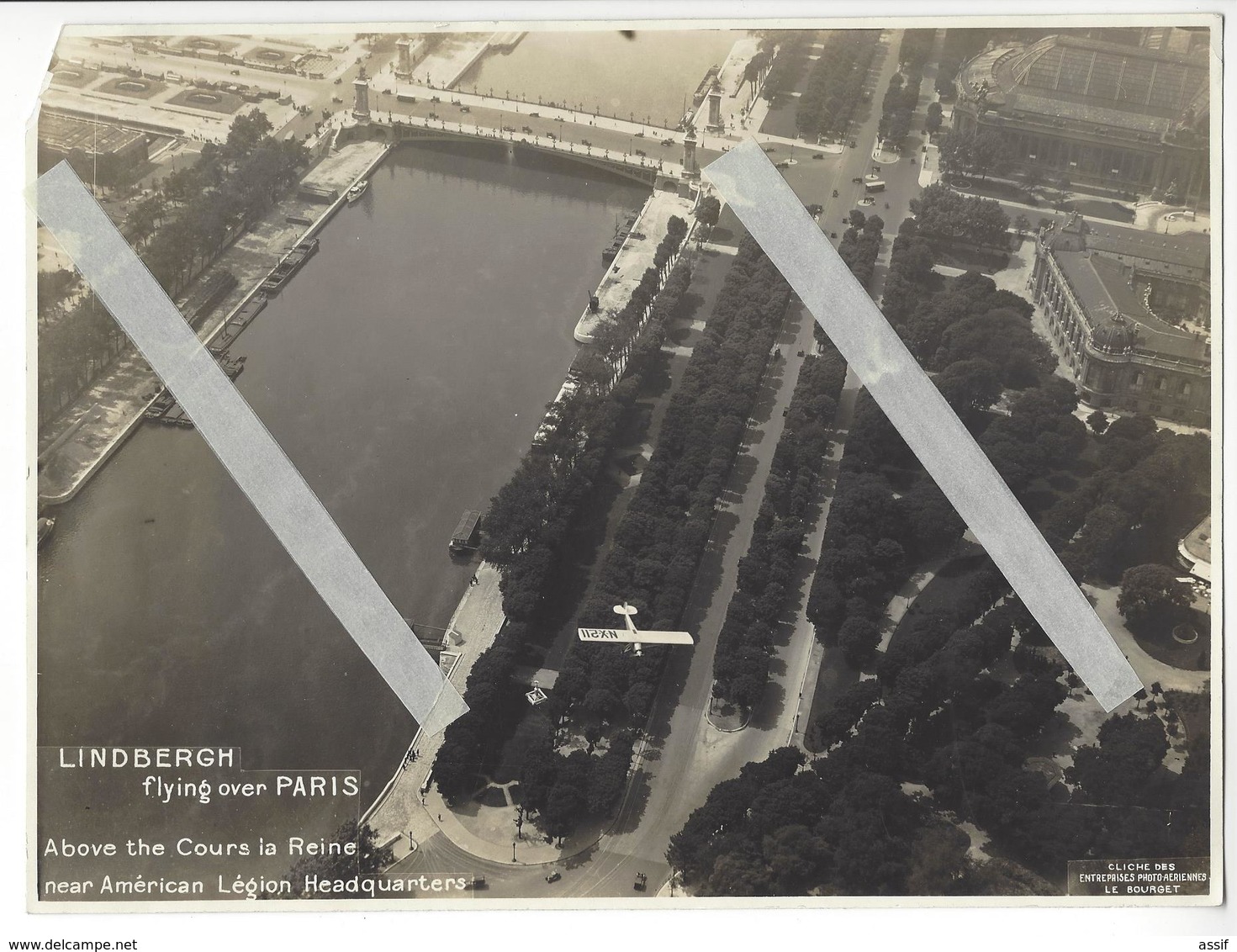 CHARLES LINDBERGH FLYING OVER PARIS AMERICAN LEGION PHOTO 17 X 23 LE BOURGET AVIATION AVIATEUR /FREE SHIPPING REGISTERED - Luftfahrt